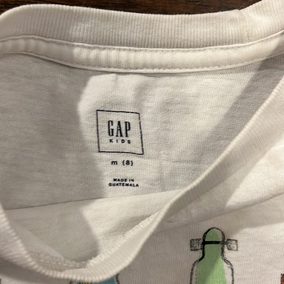 Gap t-shirt for kids 8yo - Picture 3 of 5